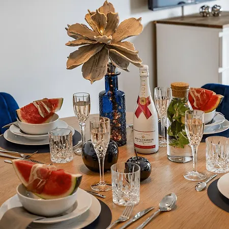 Апартаменты Excellence Deluxe Mit Balkon & Stadtblick - Zentral An Der Messe