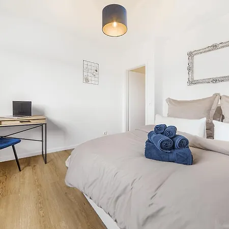 Excellence Deluxe Mit Balkon & Stadtblick - Zentral An Der Messe Apartamento Essen