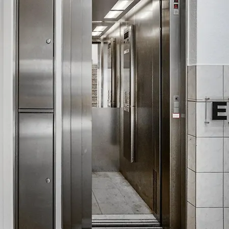 Excellence Deluxe Mit Balkon & Stadtblick - Zentral An Der Messe * Essen