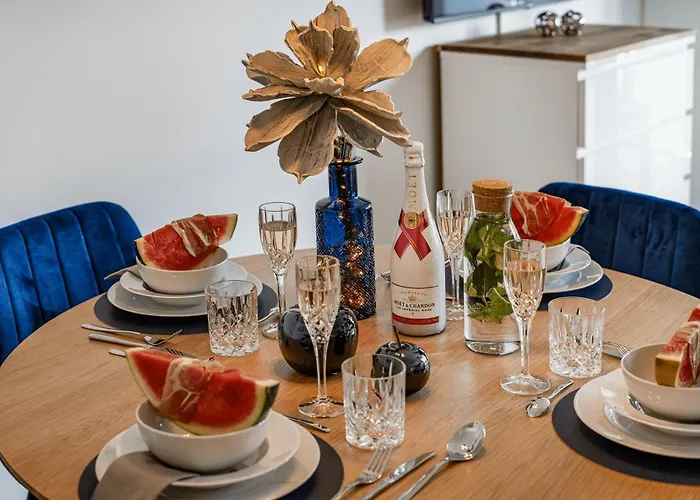 Apartament Excellence Deluxe Mit Balkon & Stadtblick - Zentral An Der Messe